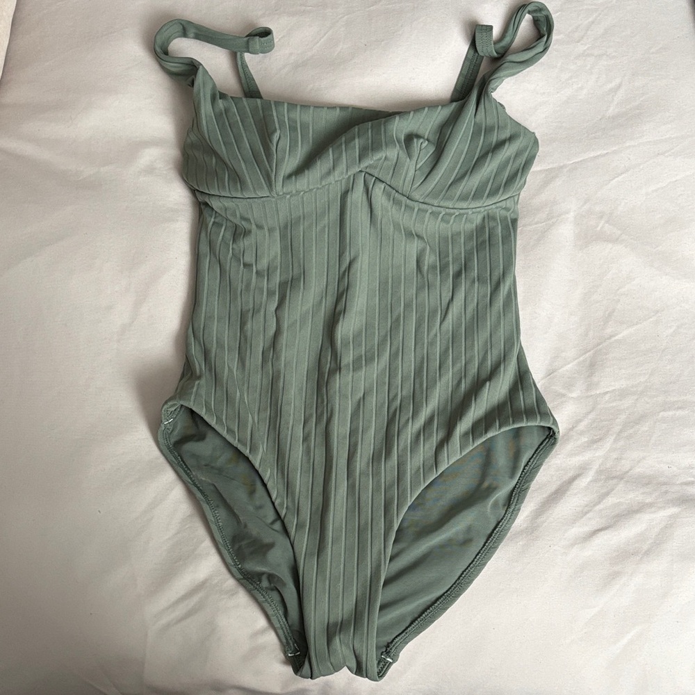 Woman’s Ribbed One-Piece Swimsuit in Sage Green